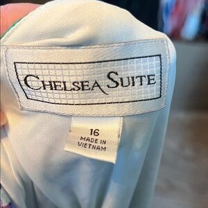 Chelsea Suite White Women's Dress - Size 16